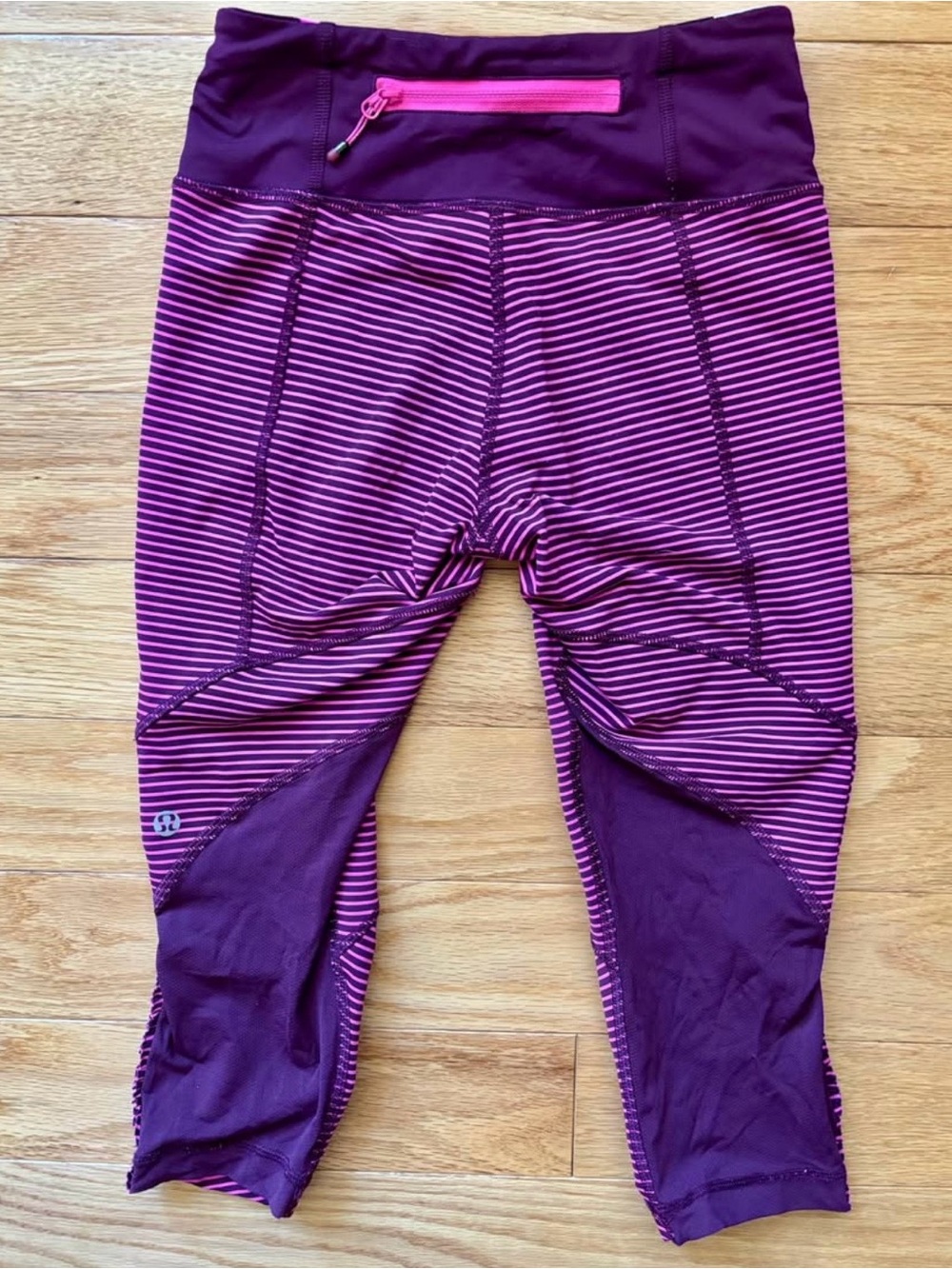 Lululemon athletica Purple & Pink Striped Capri Leggings Size 2